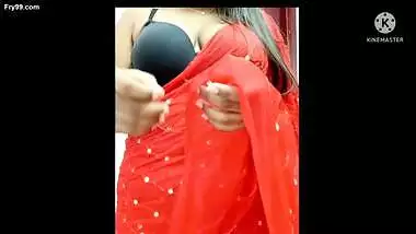 Super Hot Desi Indian bhabhi in red saree and black bra dirty talking with boyfriend