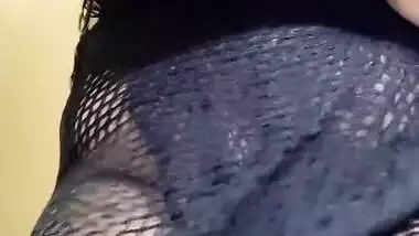 Sexy Milf Indian Bhabi Honey Cooling Down Her Hot Boobs - Indian Aunty And Indian Bhabhi