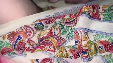 Divorced Desi wife has got the new throbbing cock for XXX sex tonight