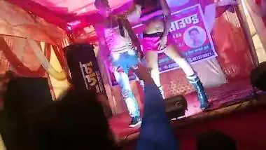Indian Record Dance Video Pussy Licking On Stage