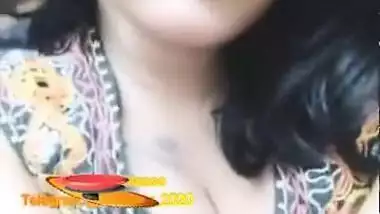 Dessi Sexy Girl Nips Exposed Parent are Sleeping So I cant dance Fingering karu