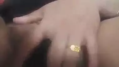 Mature pussy show video recorded for auntie’s online friend