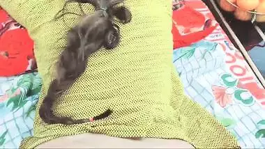 Hubby sees his Desi wife relaxing on the sofa and fucks her XXX slit