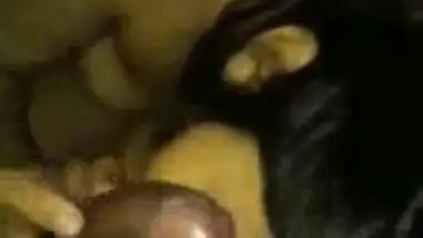 Hot Desi girl blowjob sex video live on the net for the first time