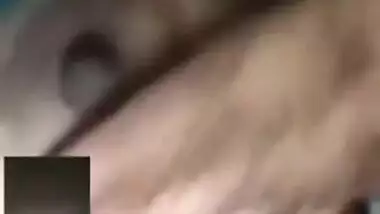 Today Exclusive- Horny Varsha Bhabhi Showing Her Boobs And Pussy On Video Call Part 1