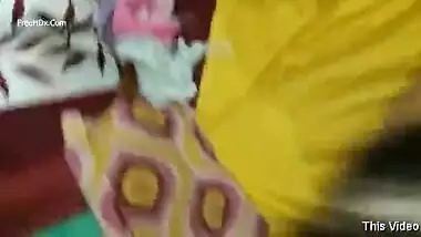 Desi woman dislikes sex show arranged by her XXX lover behind the camera