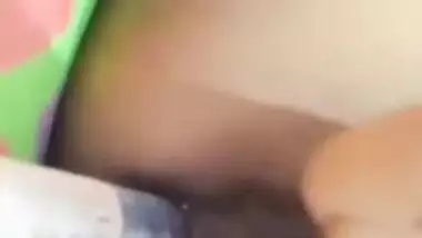 Desi webcam model uses dildo to fuck her XXX anal hole on the camera