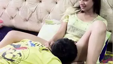 Famous influencer couple’s viral sex video from a hotel