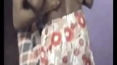 Hot Desi Lactating Babe allwoing Her Boobs to Suck and Squeeze For Money