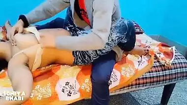 Xxx Indian Hot Wife Indian Bhabhi Ne Apne Pati Ko Job Pe Nhi Jane Diya