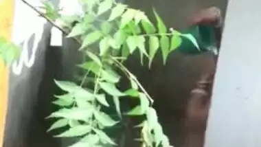 Boy sneakily films how Indian neighbor washes XXX assets outdoors after sex