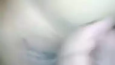 Guy bonks amateur Desi porn XXX model who is popular thanks to MMS clip