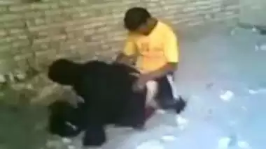 Pakistani aunty illicit taboo sex with nephew in an abandoned house of caught on spy cam