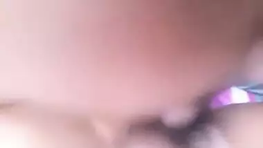 My horny aunt’s desi outdoor sex video with her lover