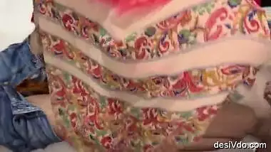 Desi Indian sexy bhabhi did not pay the rent of the house, then the owner of the house gave her a wonderful fuck hindi audio