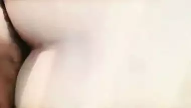 Outdoor desi sex of a cheating wife in the sugarcane