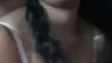 Big-tittied Desi whore strips for the camera to show off XXX curves