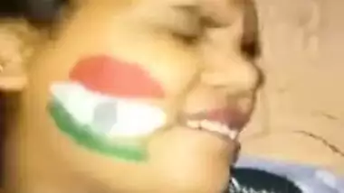 Indian horny XXX chick gets load of cum on her belly MMS