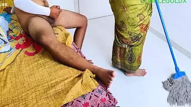 Komal Ke Pati Pocha Marne Vali Ke Sath Pocha Marte Samay Hi Chudai Ki