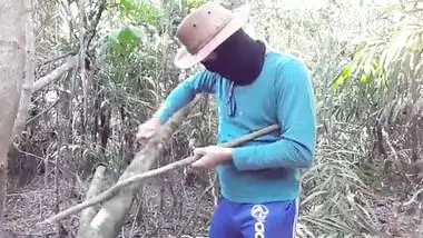 Tigresa Vip se disfarça de Índia e ataca O Lenhador mas ele vai direto no cuzinho dela