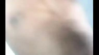 Tamil sex video of a horny bhabhi enjoying with her young neighbour