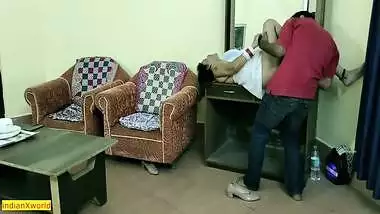 Indian Hot Milf Aunty Xxx Hot Sex With House Servant !! Hindi Full Hd Sex