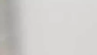 Indian slut doesn't know private shower video becomes public domain