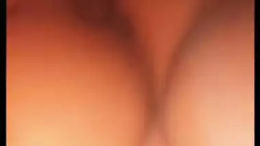 Desi girl in solo XXX show for men who pay to watch this MMS video