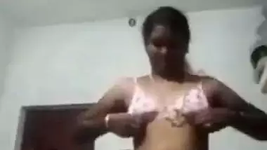 Saree stripping Tamil maami