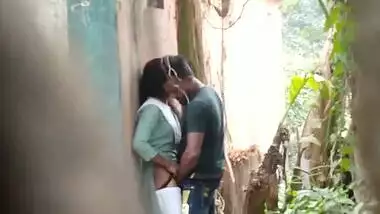 Young Desi woman doesn't know MMS voyeur makes XXX video of her fucking