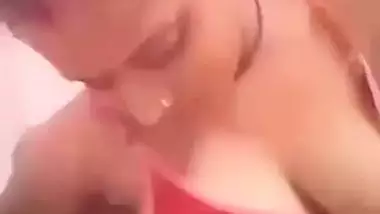 Married wife in bra gagging lover dick viral MMS