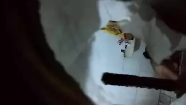 Pervert records porn clip in which takes part naked Indian neighbor