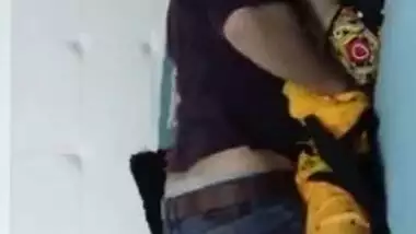 Excited Desi guy has passionate XXX chudai on floor with pretty Bhabhi