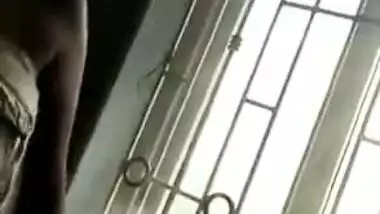 After shooting porn Indian guy records how partner puts clothes on