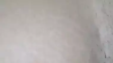 Boy penetrates another man's Desi wife on purpose to make XXX video MMS