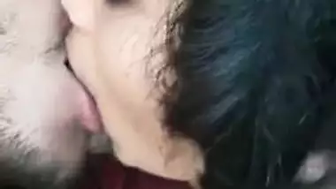 Desi couple kisses on the camera and porn video is around the corner