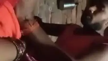 Man enjoys his first village sex with his friend’s wife