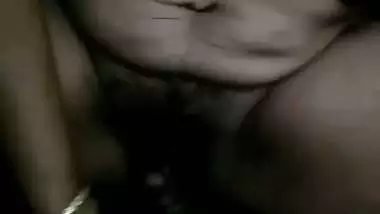 Tamil couple shoots their homemade sex MMS