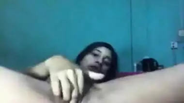 Indian girl masturbates XXX slit with fingers when there is no guy for sex