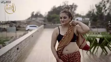 Dolon with her Red Color Georgette Saree – Fashion Ullas