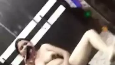 Female is Desi and feels free to perform XXX show of her breasts