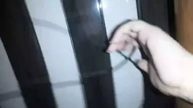 Devar licks his Bhabhi’s armpits in desi xxx MMS