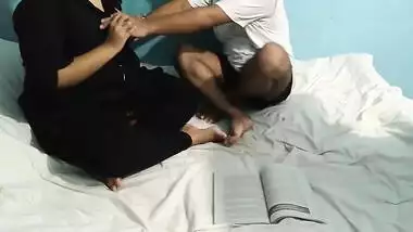 Tamil Female Tuition Masters Hot Body, Student Fucked While Studying - Student Ne Mam Ko Chudai