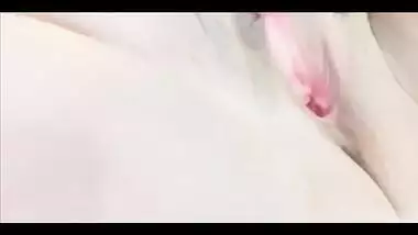 Mature Milf Showedher Big N Deep Hole Horny Milf Big And Wet Pussy