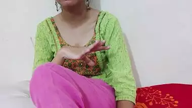 Desi Stepmom Convinced By Horny Stepson For Hard Fuck Desi Hot Sexy Stepmom Ka Teen Son Ne Chudai Pani Nikal Diya! Hindi