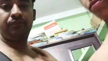 Kinky guy chews big milky boobs in Indian sex video