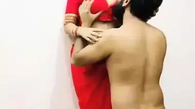 Red saree indian bhabhi fucked