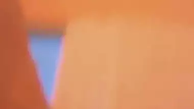 Tamil xxx MMS of an 18 yr old desi girl from a hotel room