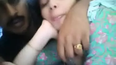 A Tamil guy records an MMS with his wife’s sister