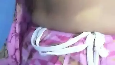 Today Exclusive-sexy Desi Bhabhi Showing Her Boobs And Pussy To Dewar Part 1